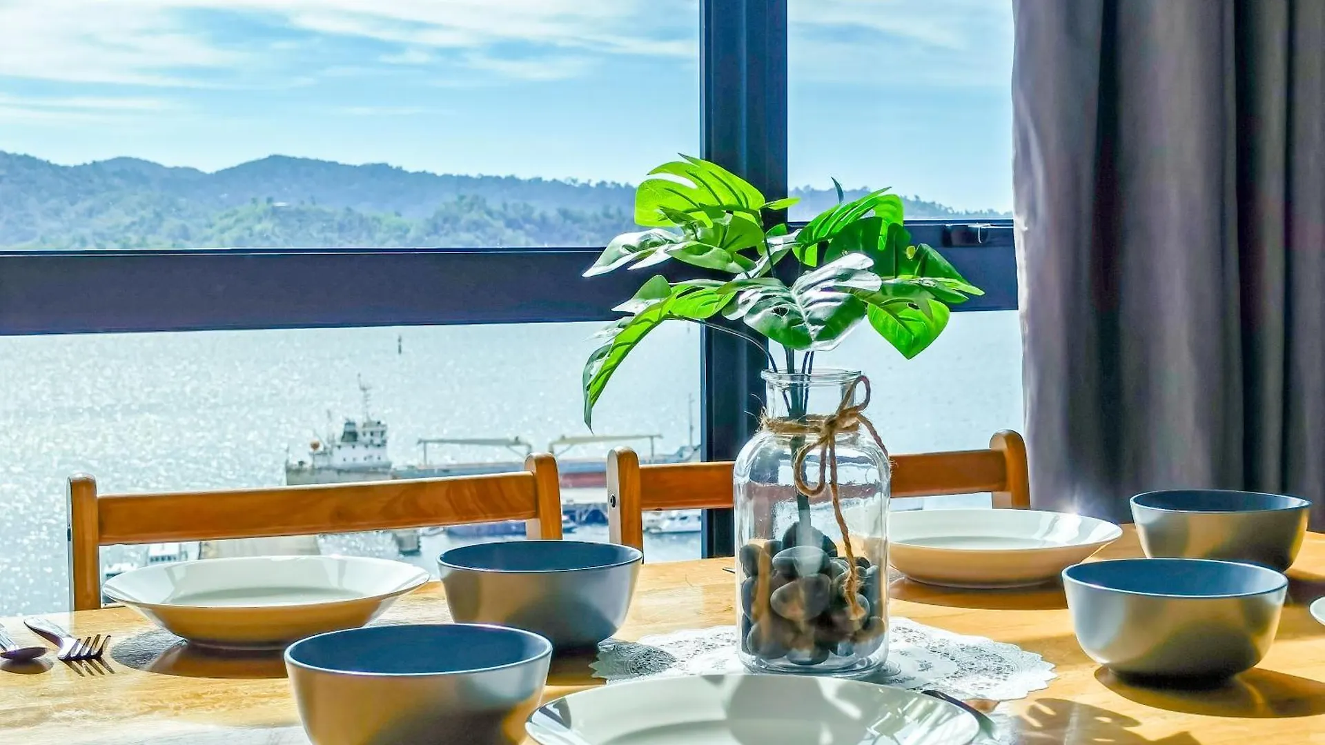 Lavender Homes @ Jesselton Quay コタキナバル